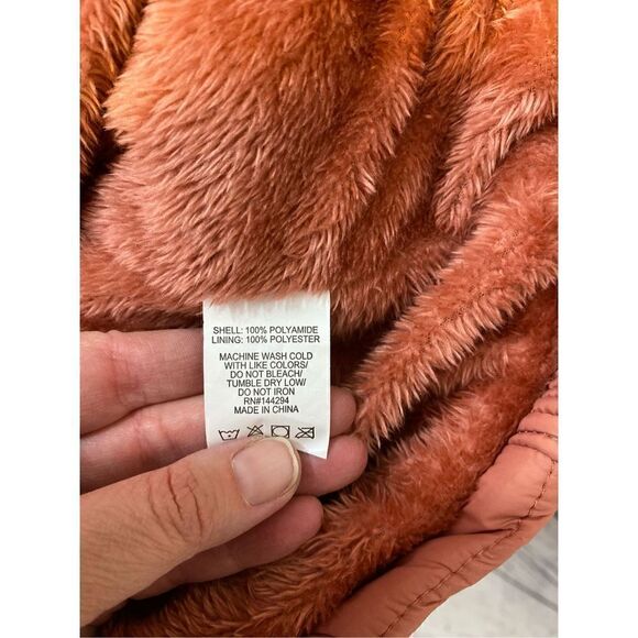 HanTon Faux Fur Hood Jacket Size Medium - Picture 15 of 16